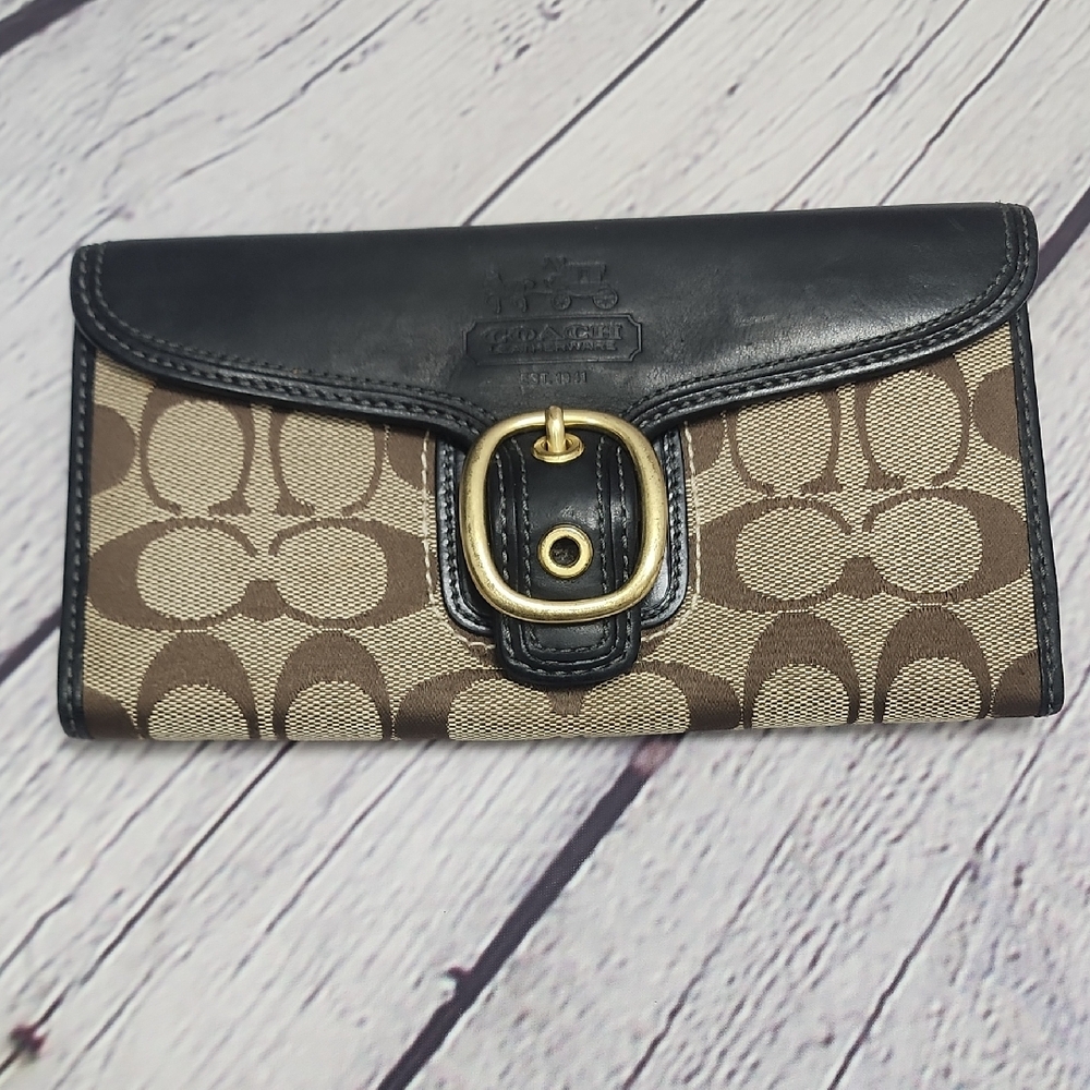 VINTAGE Coach Black and Tan Signature Wallet Brass Hardware